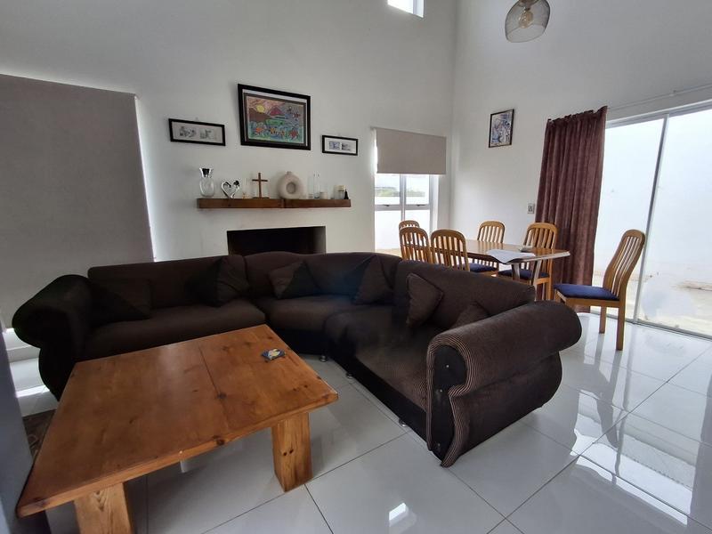 4 Bedroom Property for Sale in Lampiesbaai Western Cape